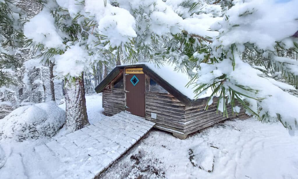 Vildmarksstugan, övernattning Stockholm, friluftsliv, sova ute